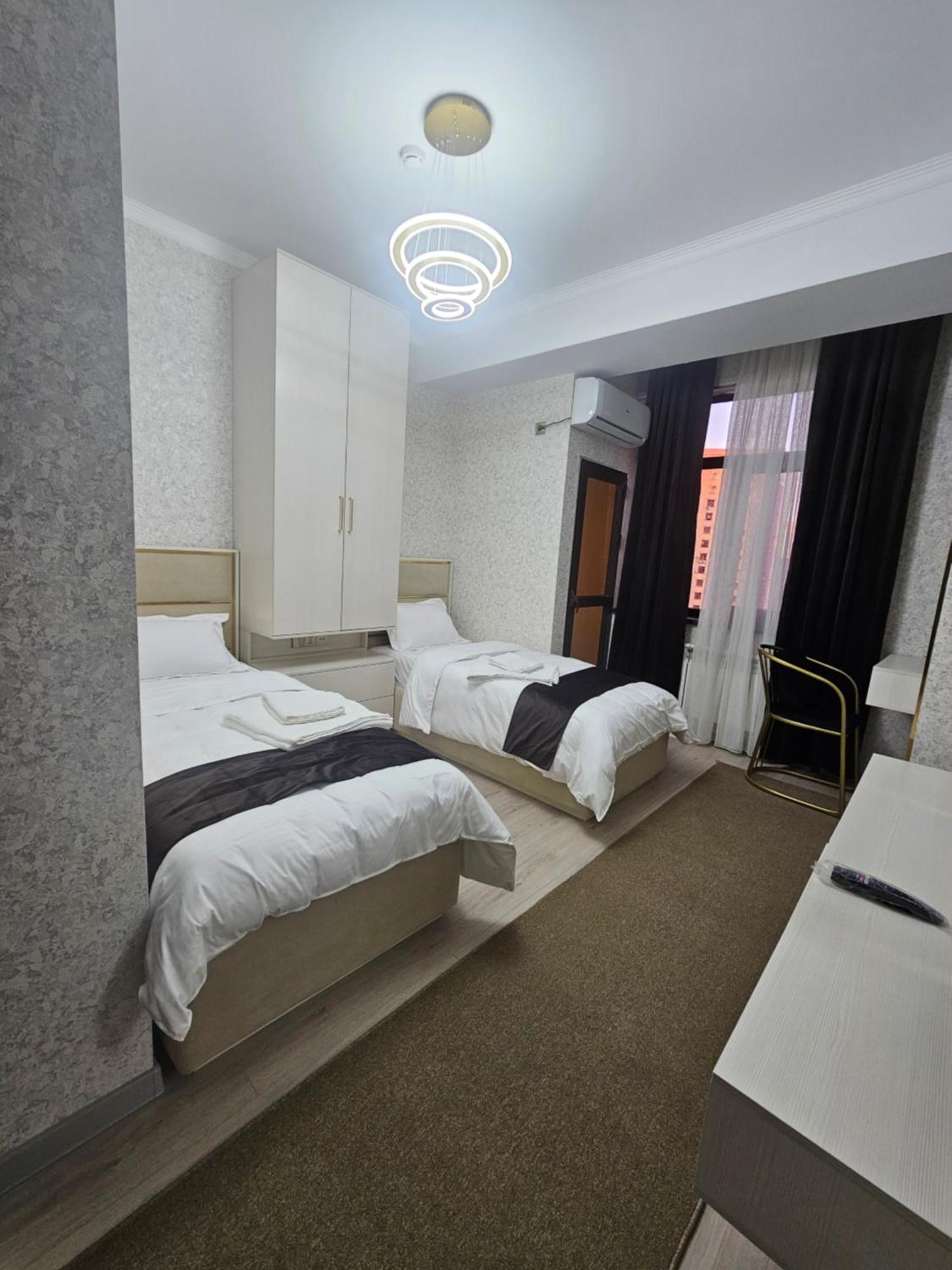 Baland Hotel Dushanbe Exterior foto